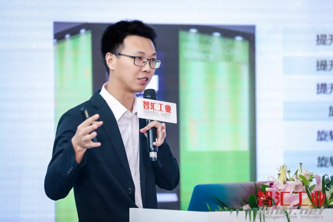 5df73c3c86ecc.jpg 640.webp (1).jpg