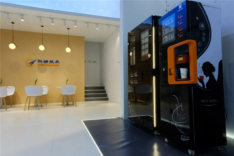 胶囊饮品自动售卖机.jpg 胶囊饮品自动售卖机.jpg